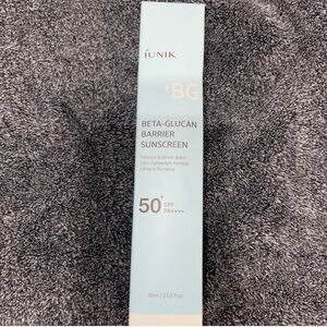IUNIK Beta Glucan Barrier Sunscreen